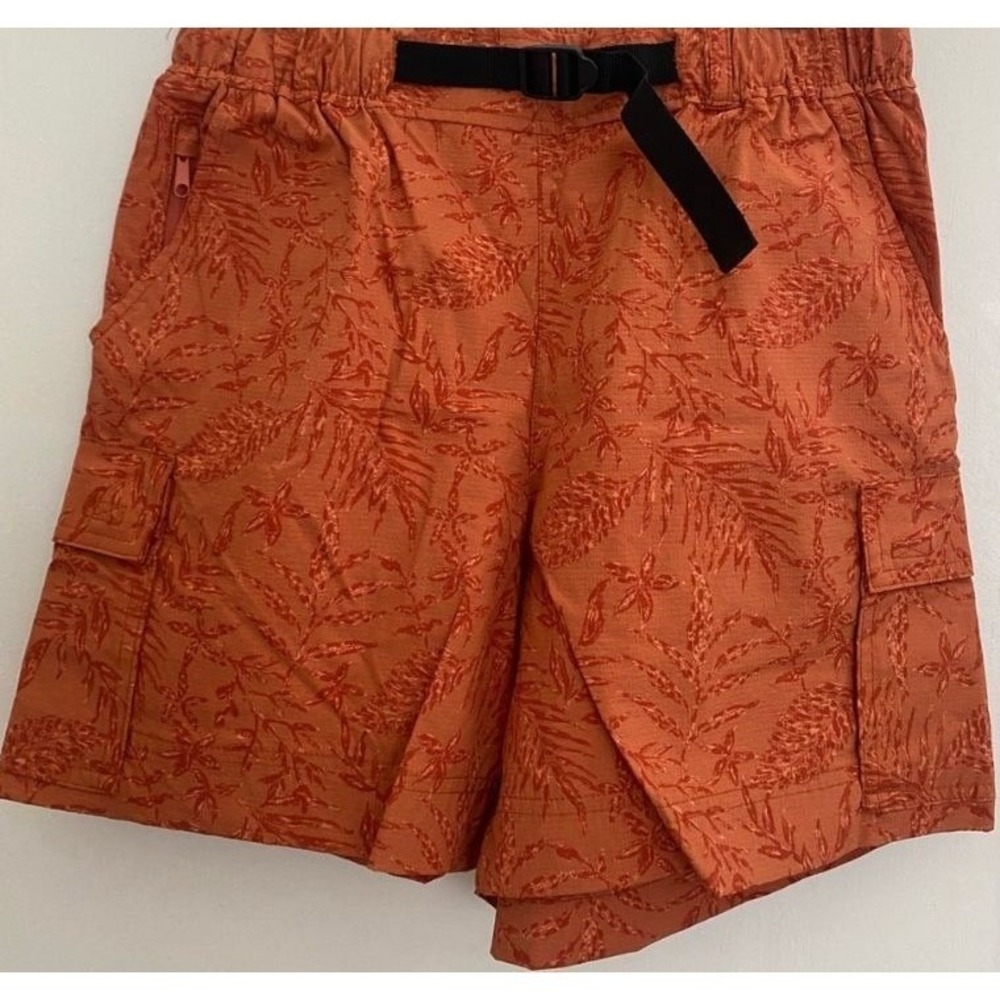 Aspen Outdoor Zip Pocket Shorts NWT Womens Medium